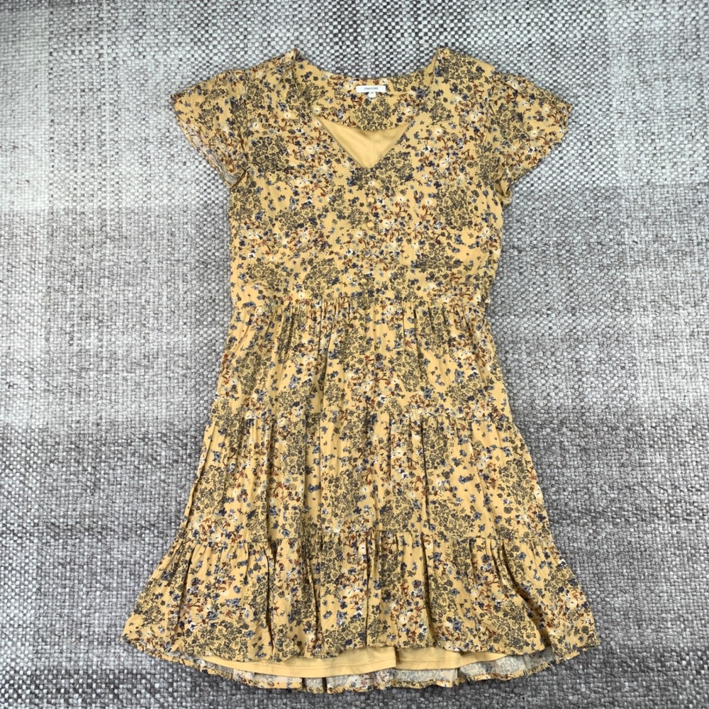 Maurices Mini Dress Womens Medium Yellow Floral Tiered Boho V-Neck Short Sleeve